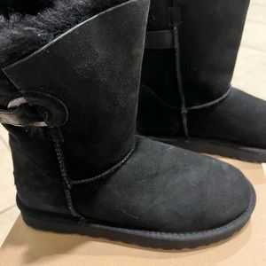 Black suede UGG sz7 NWT brand new boots